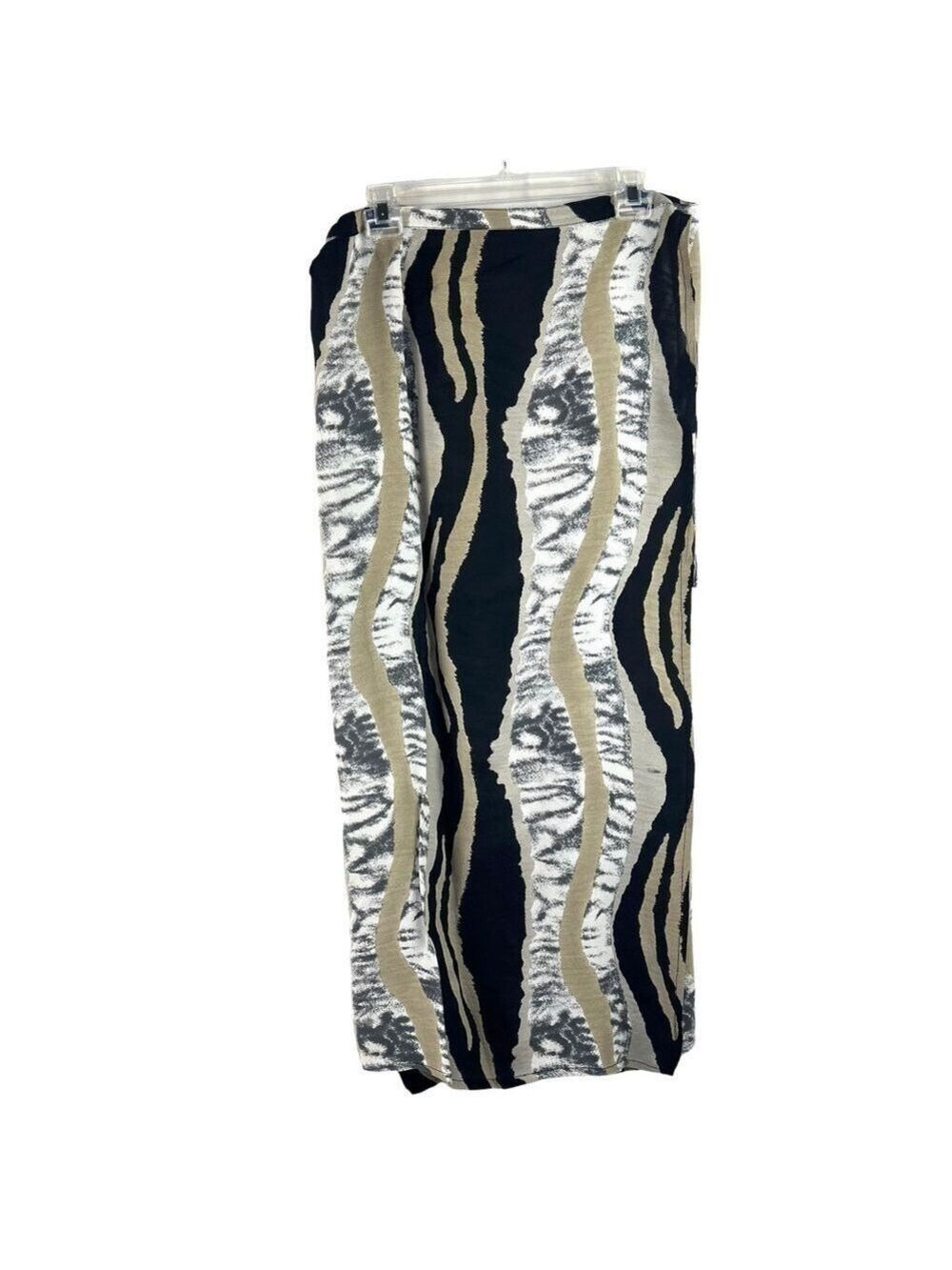 NEW- Wrap Around, Waist Tie, B/W Modern Print, Long Maxi Dress One Size Fits All
